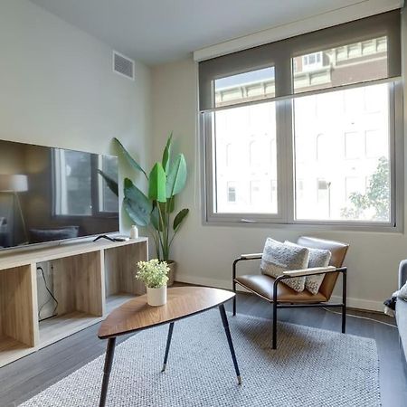 ארלינגטון Gorgeous 1 Bedroom At Clarendon With Gym And Rooftop מראה חיצוני תמונה