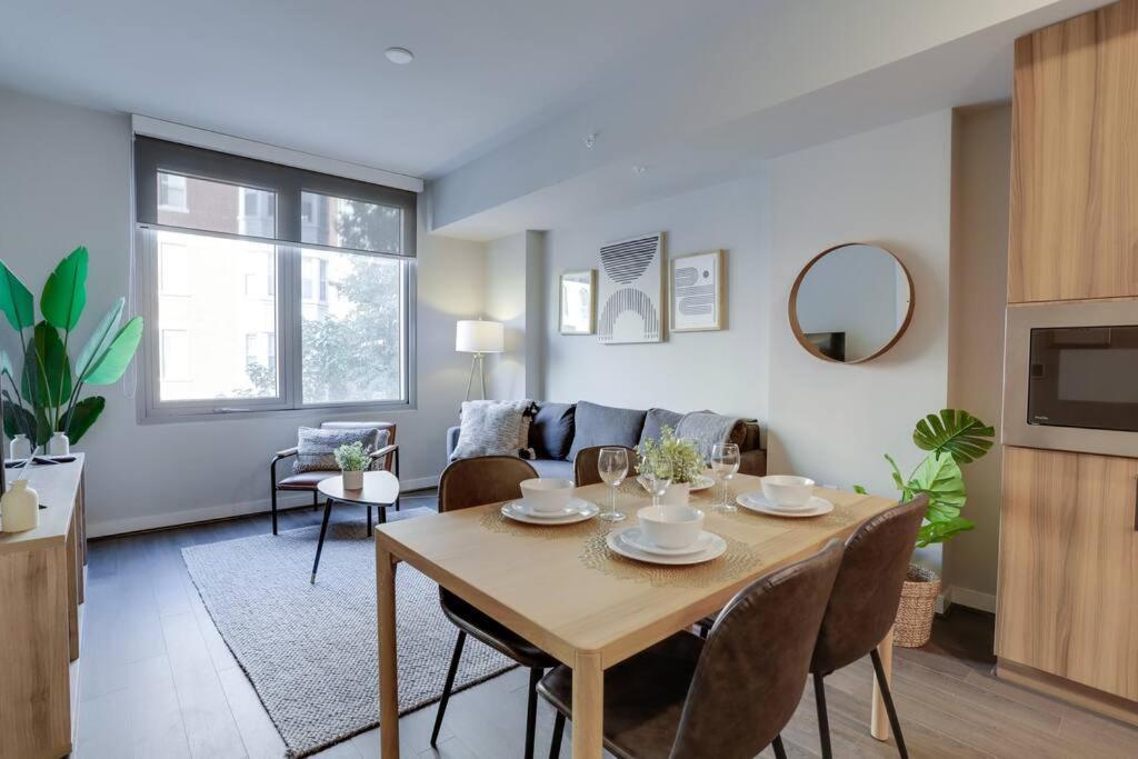 ארלינגטון Gorgeous 1 Bedroom At Clarendon With Gym And Rooftop מראה חיצוני תמונה